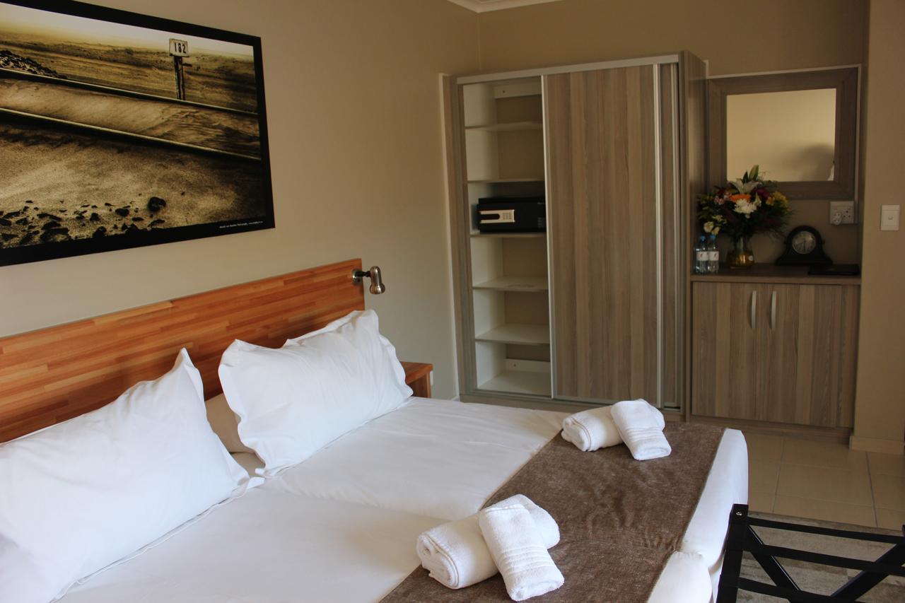 Prost Hotel Swakopmund Namibia ภายนอก รูปภาพ